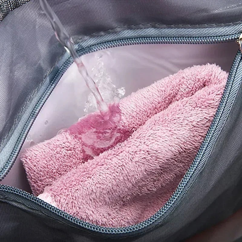 Women’s Large Capacity Weekender Duffle Bag